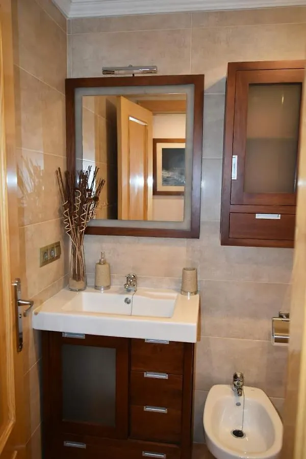 Apartamento zona playa de burriana con terraza Nerja
